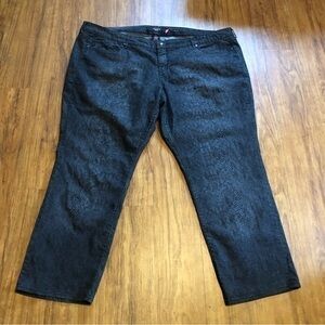 Torrid snake print jeans 26 black very good condition